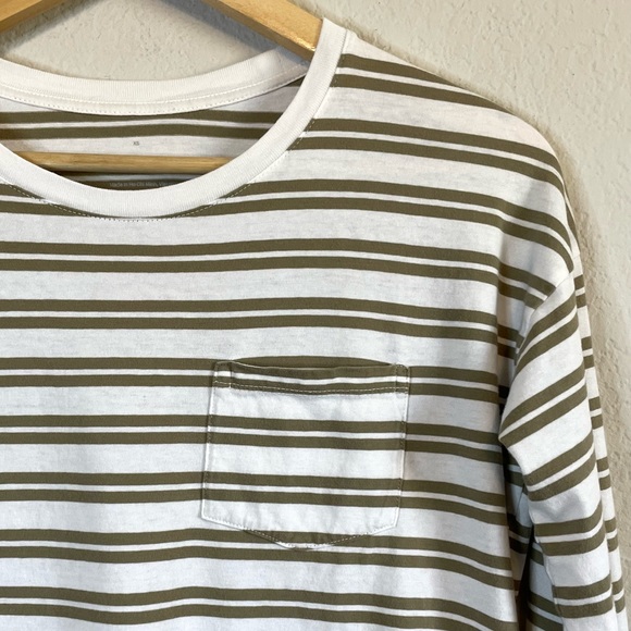 Everlane Long Sleeve Box Cut Pocket Tee Olive Green Tan Striped Shirt Size XS - Picture 3 of 10